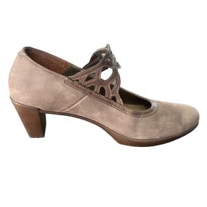 NAOT Luma Tan Brown Leather Nubuck Mary Jane Heel Women's Size EU 39 US 8